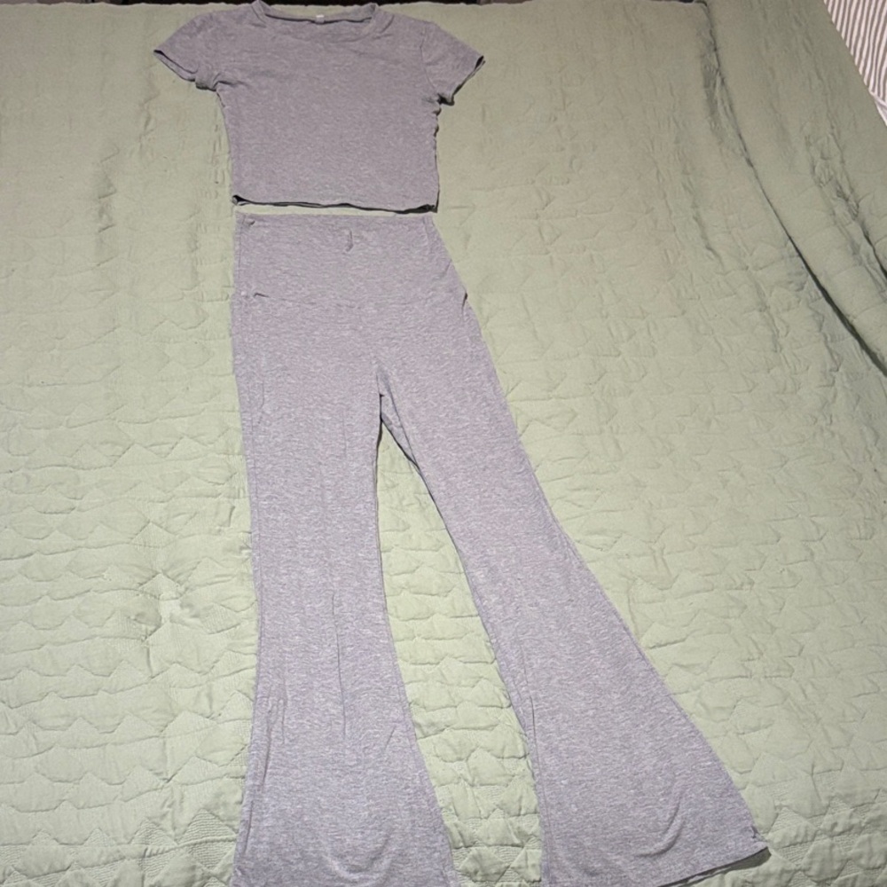 Gray Two-Piece Set with Flared Yoga Pants